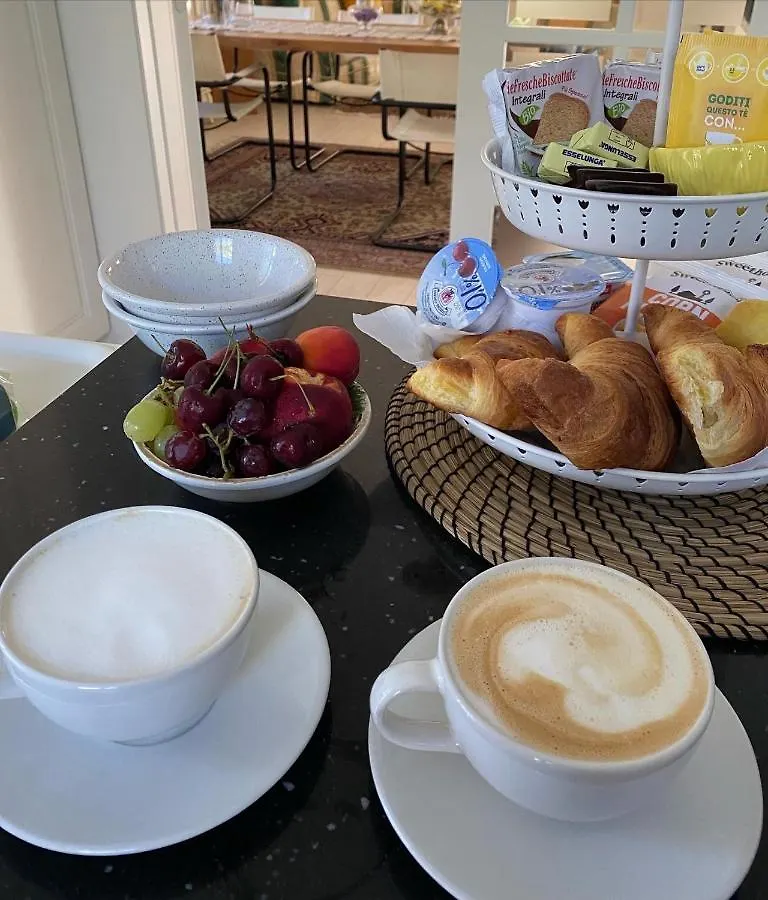 Bellaisa Bed & Breakfast Camaiore 0*,