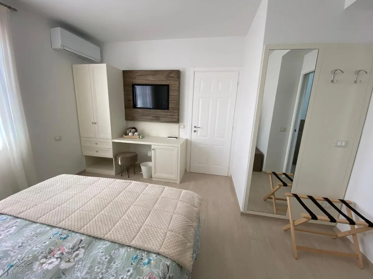 Bellaisa Bed & Breakfast Camaiore 0*,  Italien