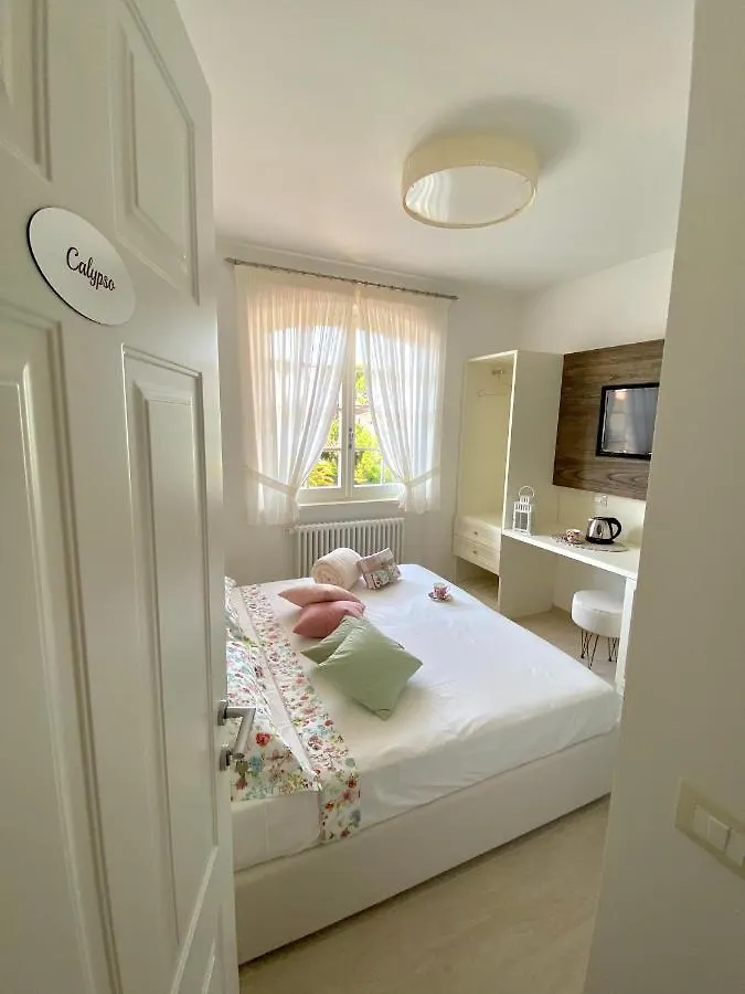 Bellaisa Bed & Breakfast Camaiore 0*,  Italien